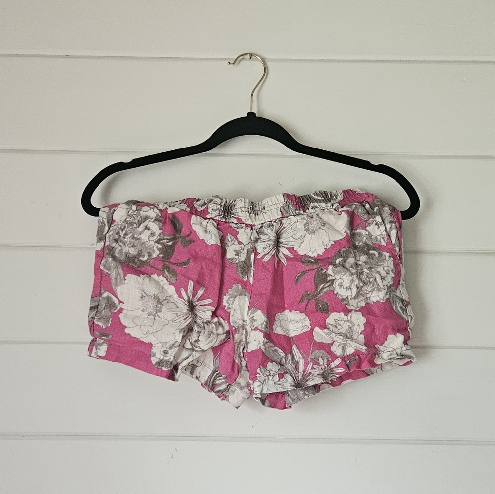 Kut from the Kloth Pink Floral Pull-on Shorts (2)